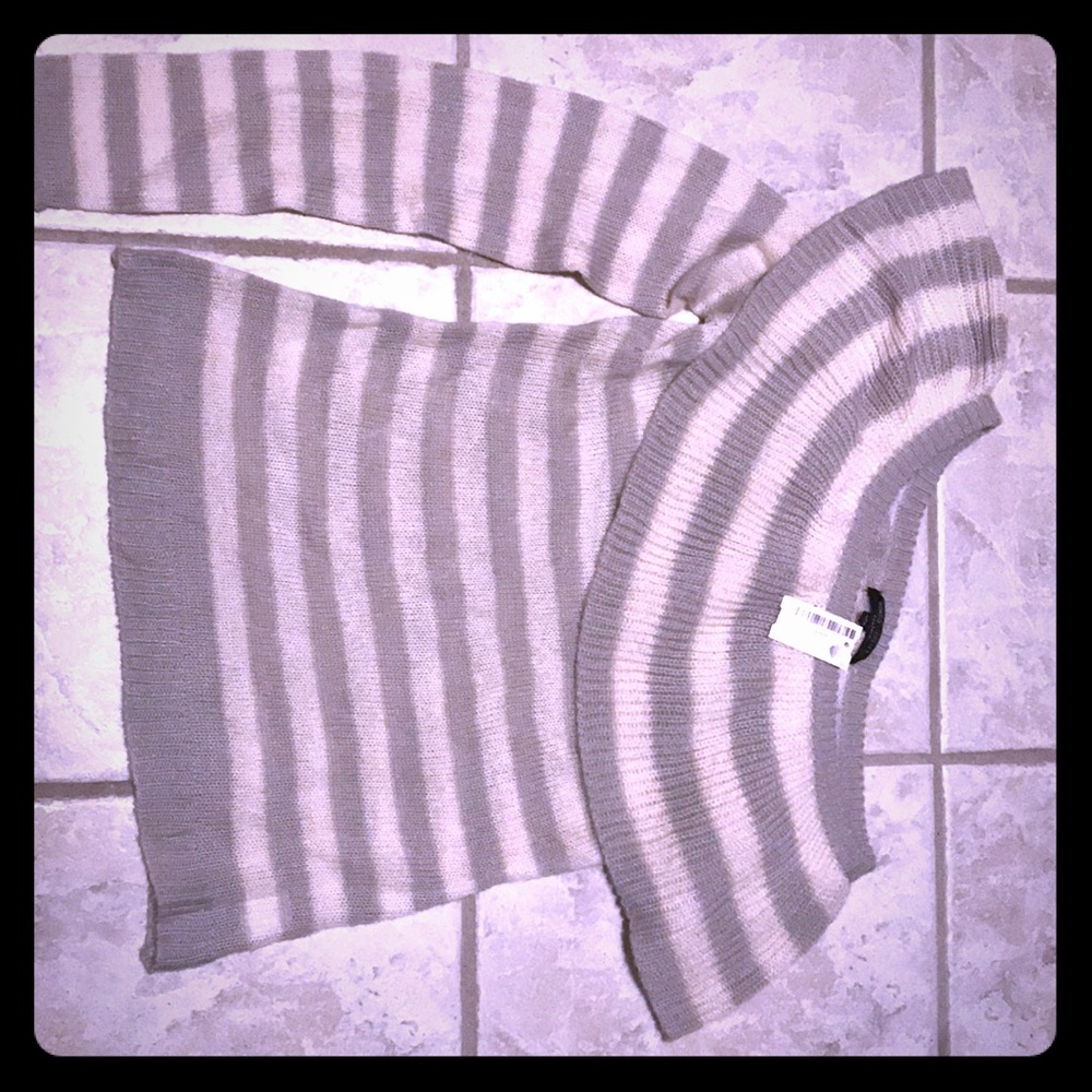 Botique Off the shoulder Sweater